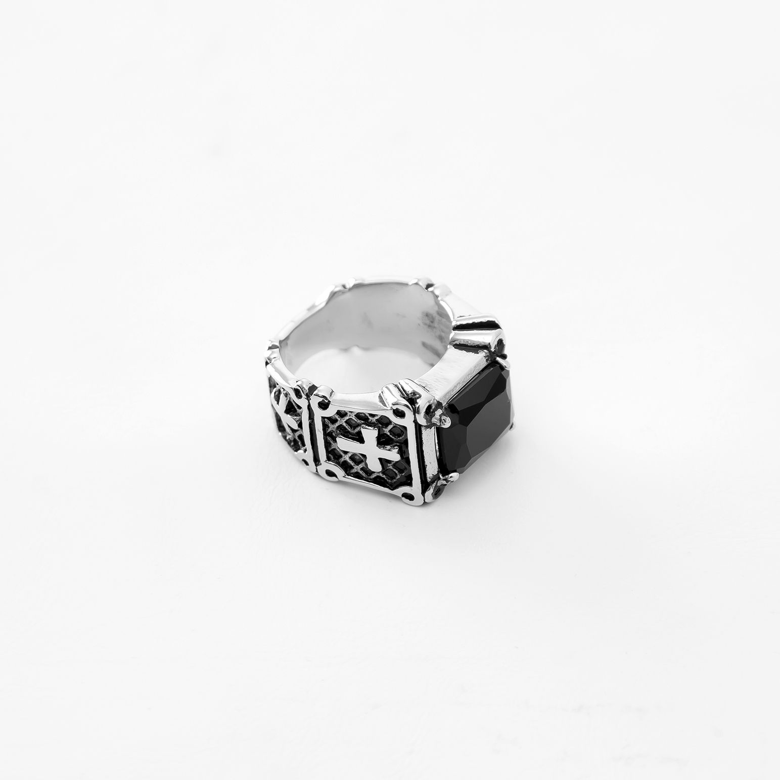 Nhẫn INFACCS Diamond 
