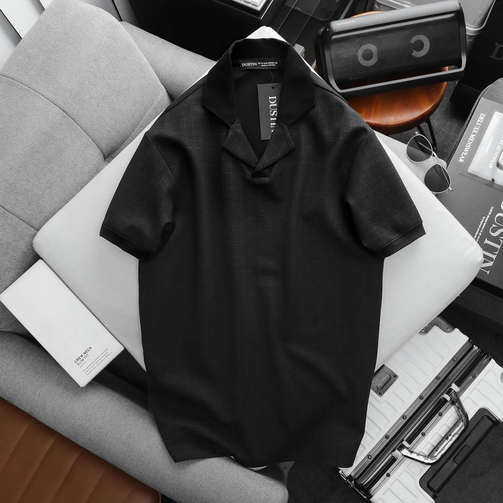 Áo Polo Cổ V Brokenline Deluxe