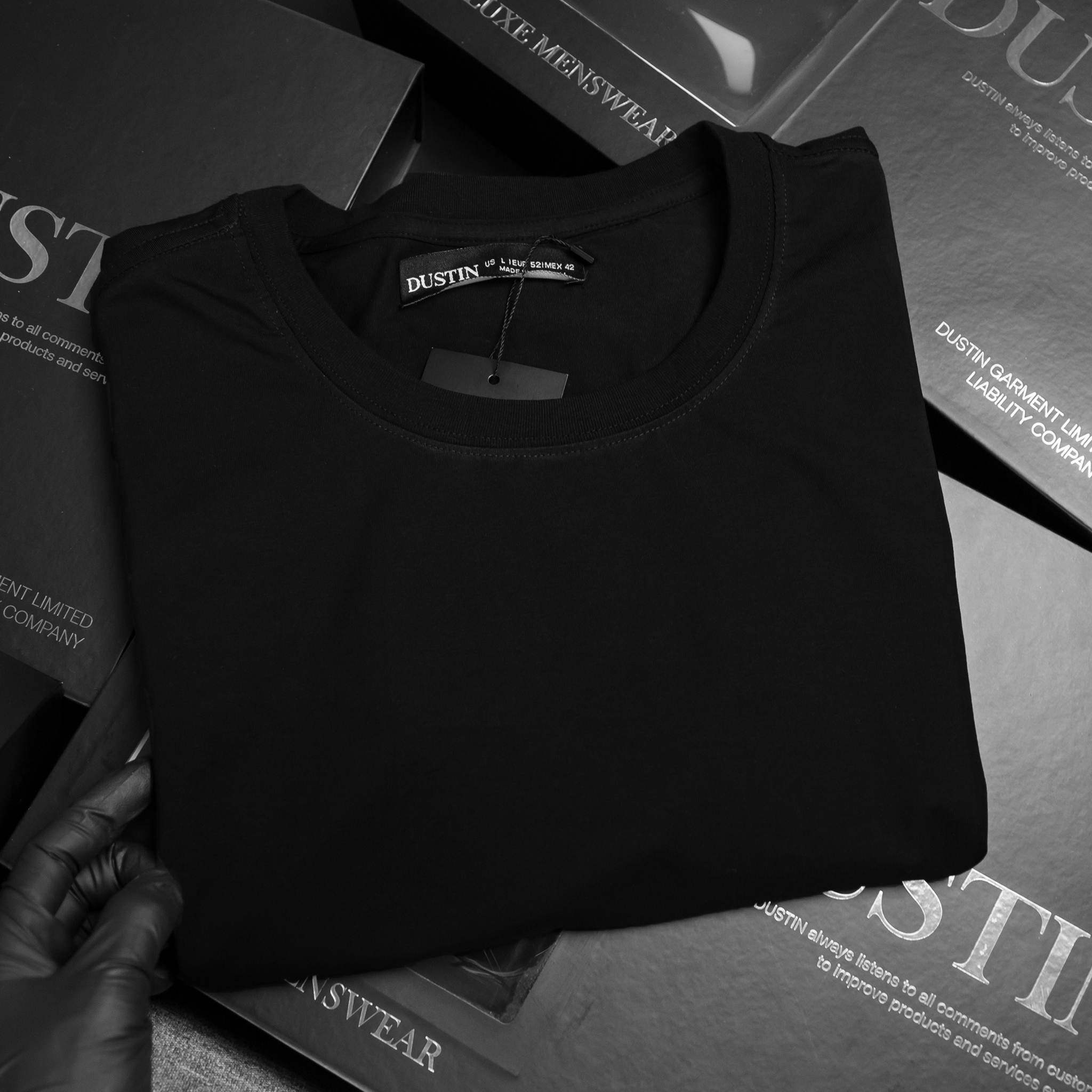 Áo Thun Đen Deluxe Cotton
